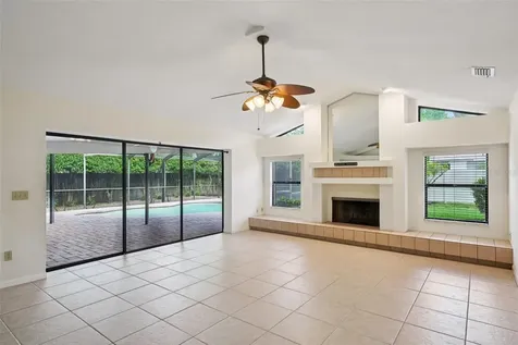 1604 Palace Court Valrico FL 33594