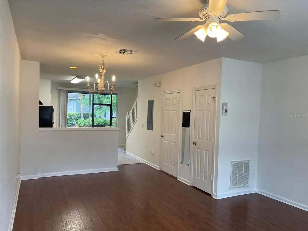 803 Shropshire Loop Sanford FL 32771