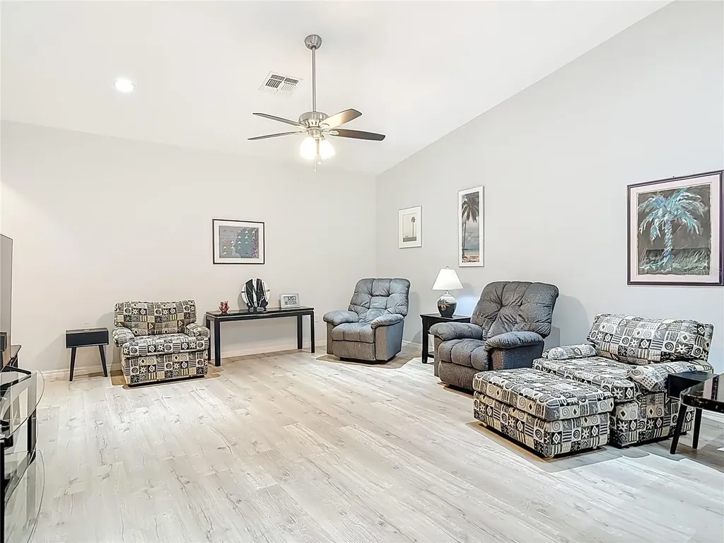 202 Walter Stevens Way Deland FL 32724