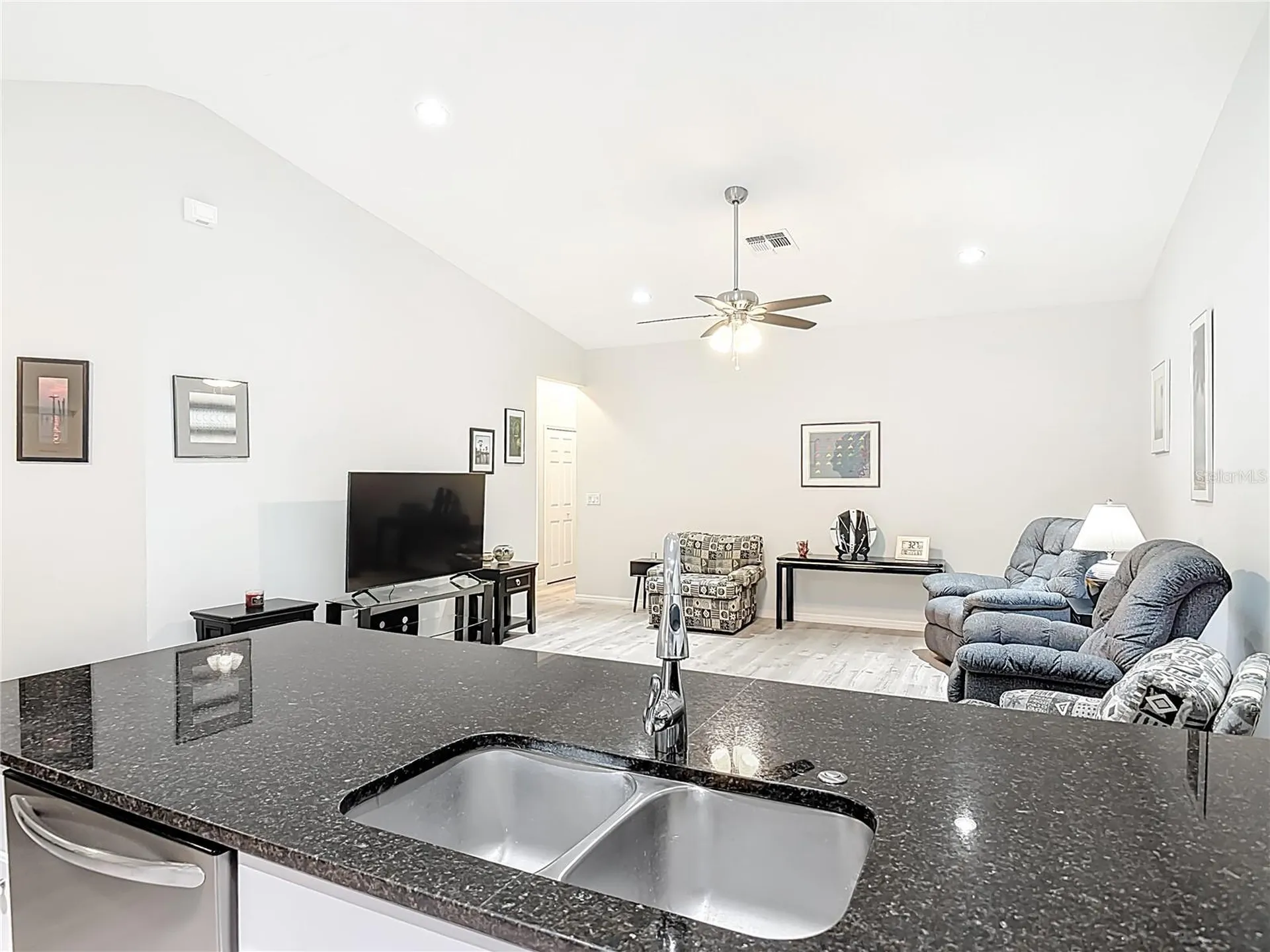 202 Walter Stevens Way Deland FL 32724