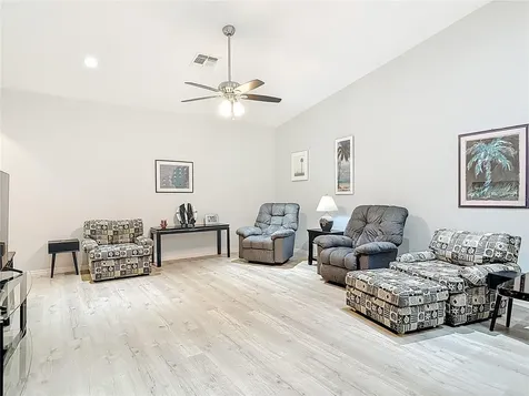 202 Walter Stevens Way Deland FL 32724