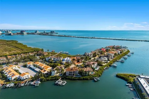 4125 Causeway Vista Drive Tampa FL 33615