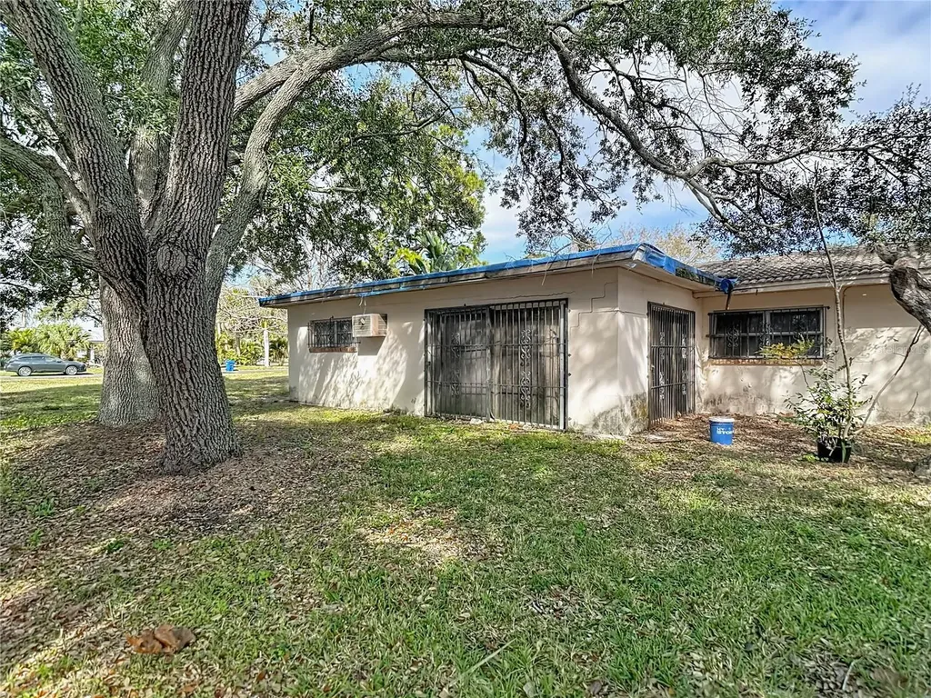 3700 Dana Shores Drive Tampa FL 33634