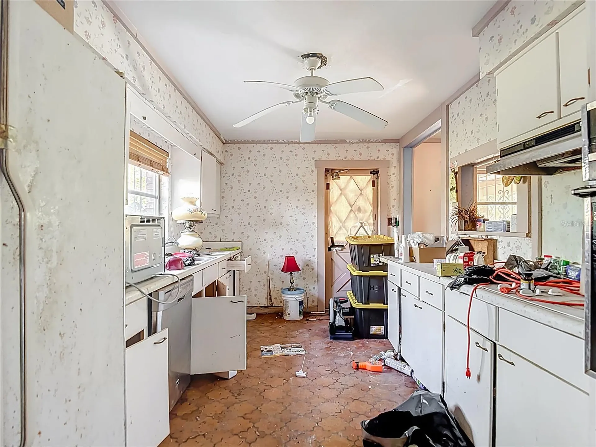 3700 Dana Shores Drive Tampa FL 33634
