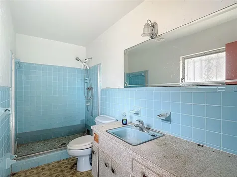 3700 Dana Shores Drive Tampa FL 33634