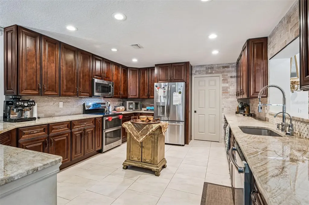 6054 Marlberry Drive Orlando FL 32819