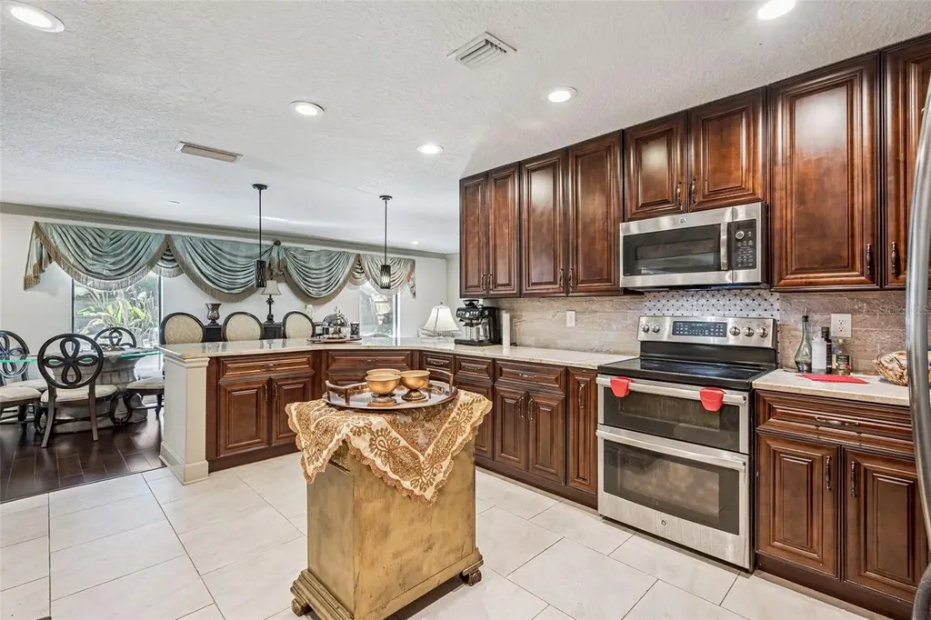 6054 Marlberry Drive Orlando FL 32819