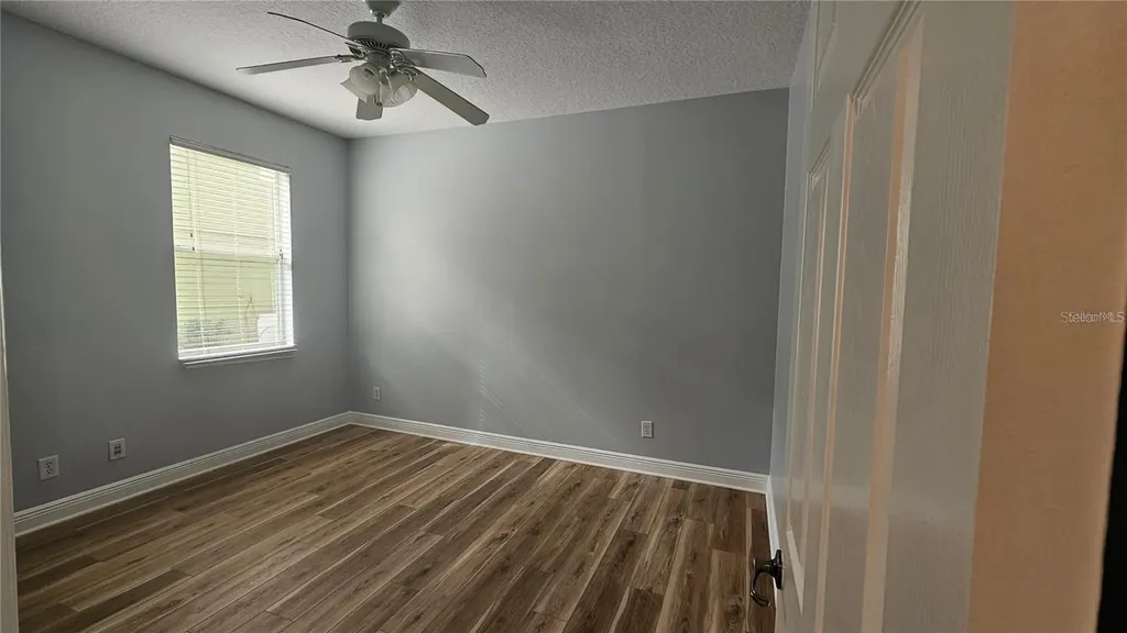 317 E Blue Water Edge Drive Eustis FL 32736