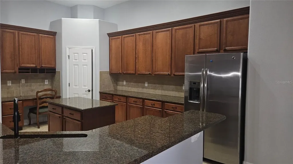 317 E Blue Water Edge Drive Eustis FL 32736