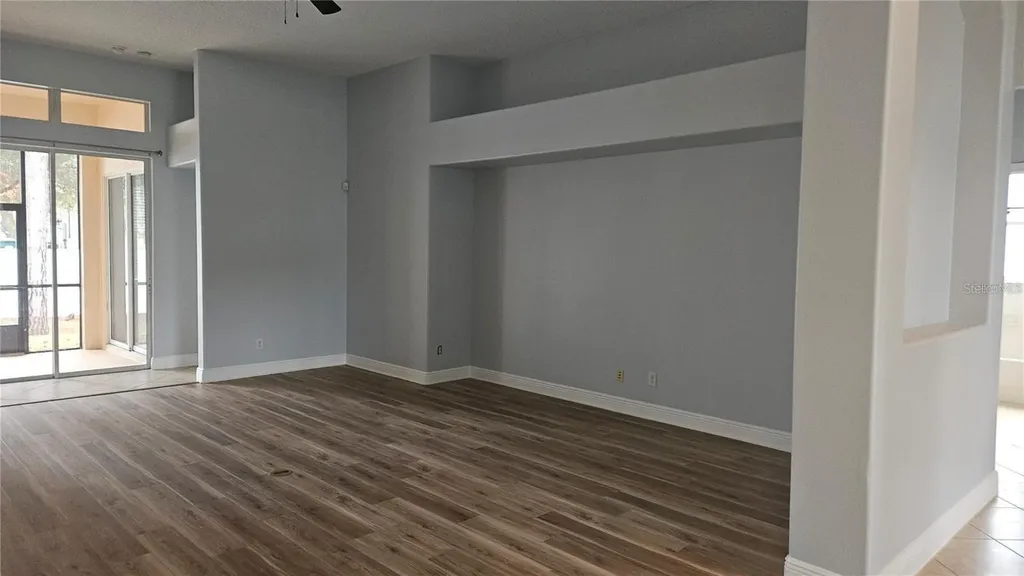 317 E Blue Water Edge Drive Eustis FL 32736