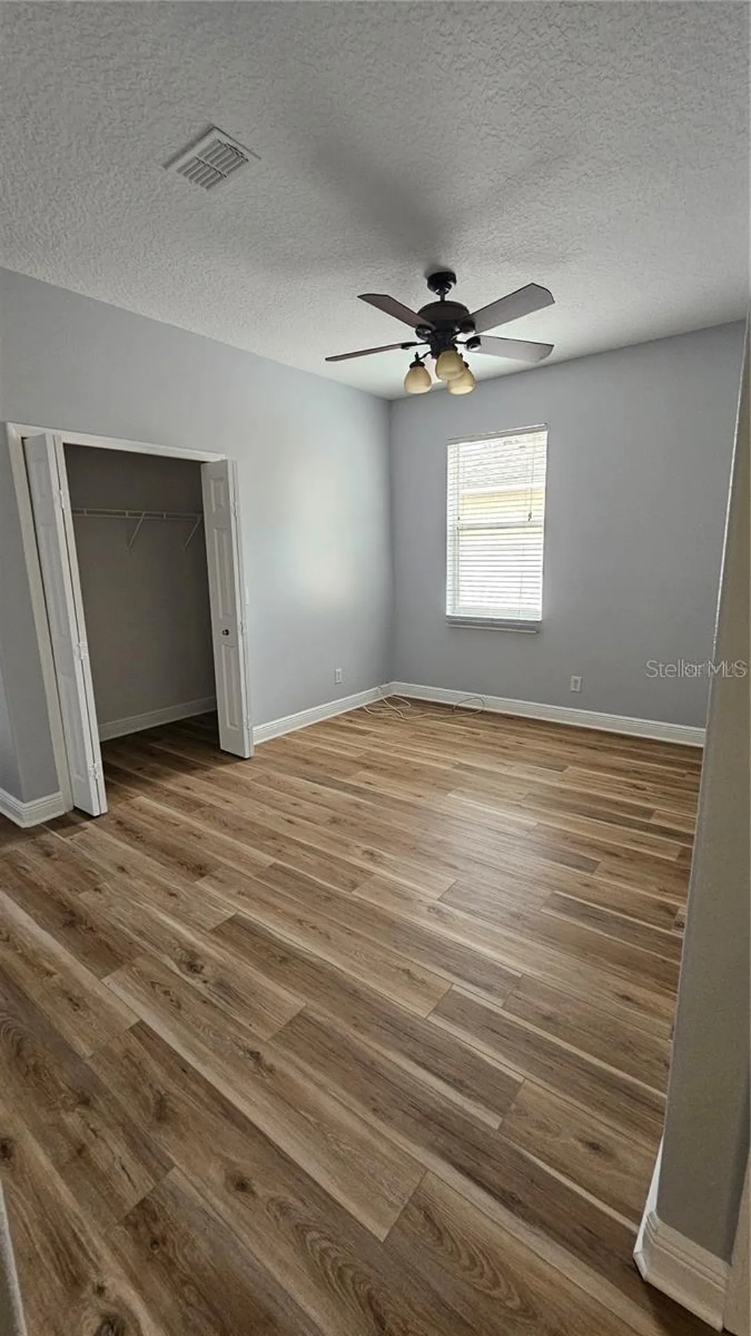 317 E Blue Water Edge Drive Eustis FL 32736