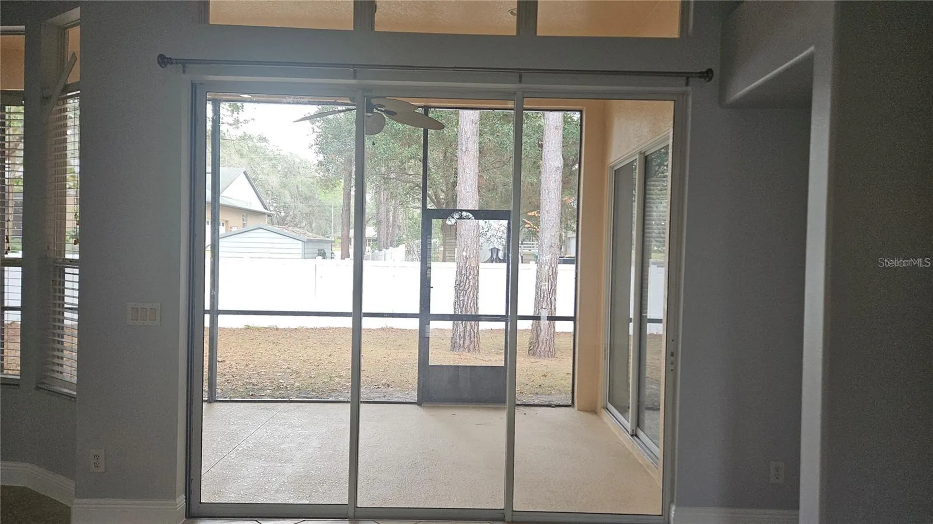 317 E Blue Water Edge Drive Eustis FL 32736