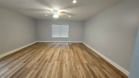 317 E Blue Water Edge Drive Eustis FL 32736