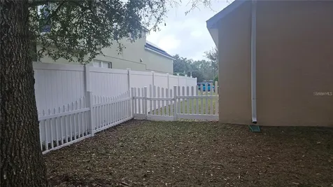 317 E Blue Water Edge Drive Eustis FL 32736