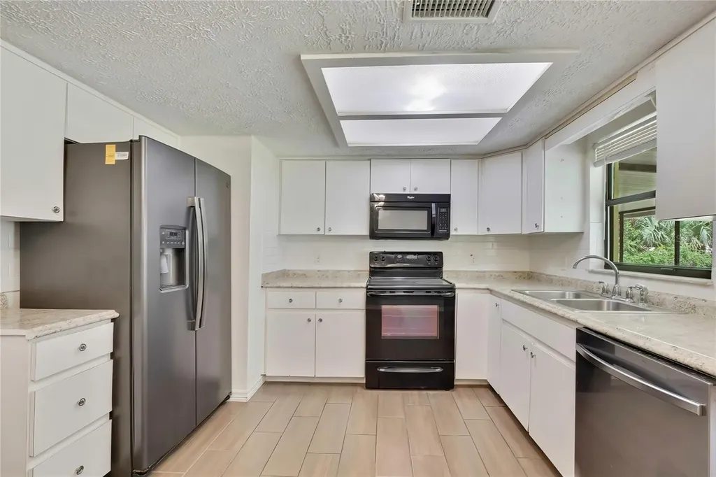9875 W Orchard Street Crystal River FL 34428