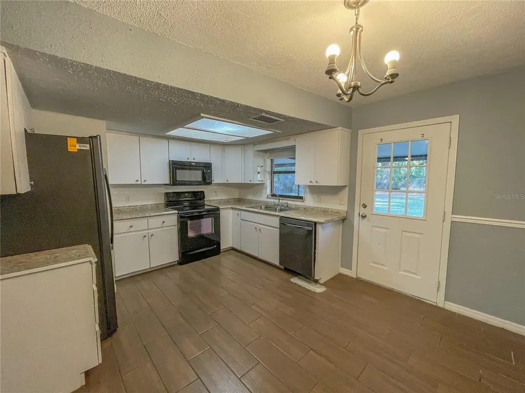 9875 W Orchard Street Crystal River FL 34428