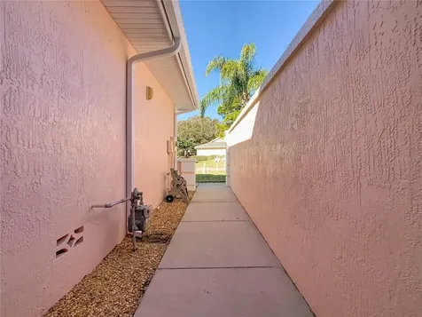 47 Enclave Drive Winter Haven FL 33884