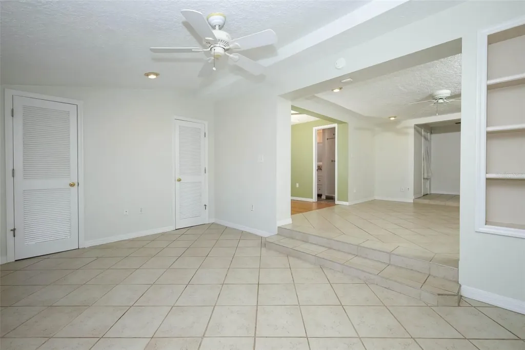 819 Canovia Avenue Orlando FL 32804