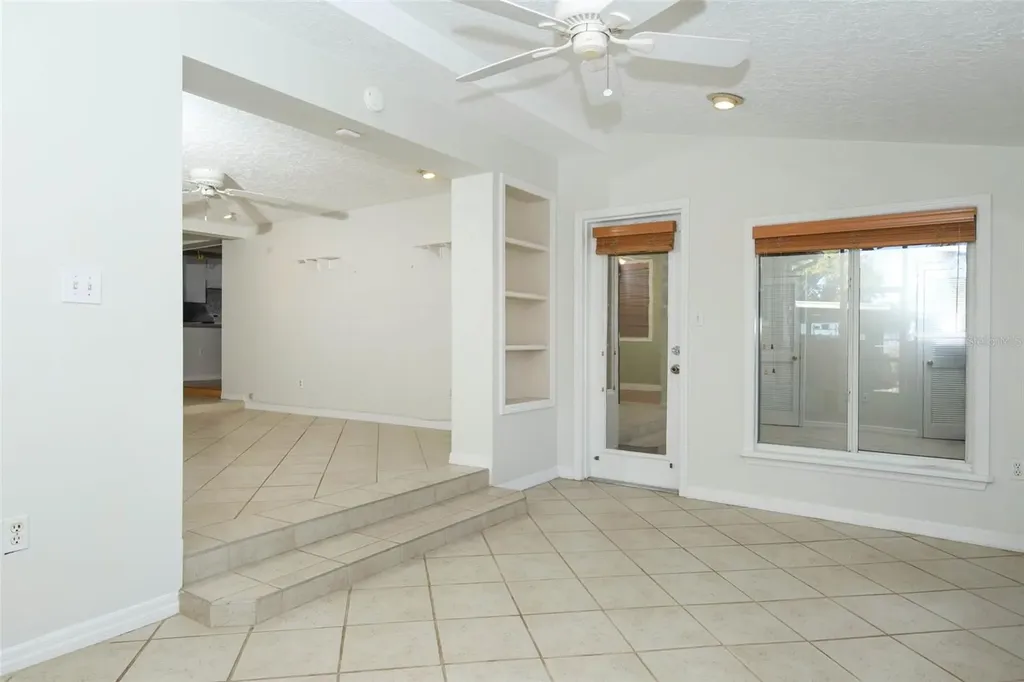 819 Canovia Avenue Orlando FL 32804