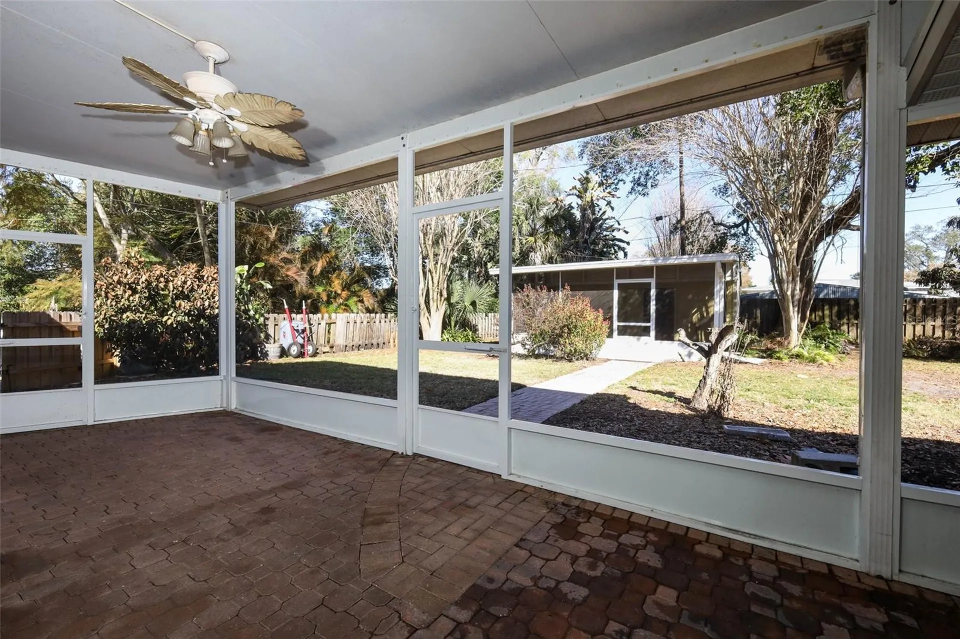 819 Canovia Avenue Orlando FL 32804