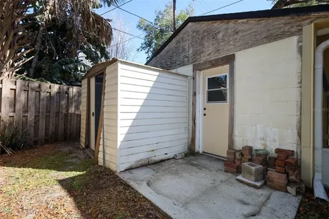 819 Canovia Avenue Orlando FL 32804