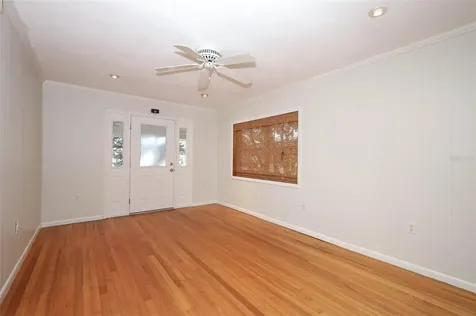 819 Canovia Avenue Orlando FL 32804