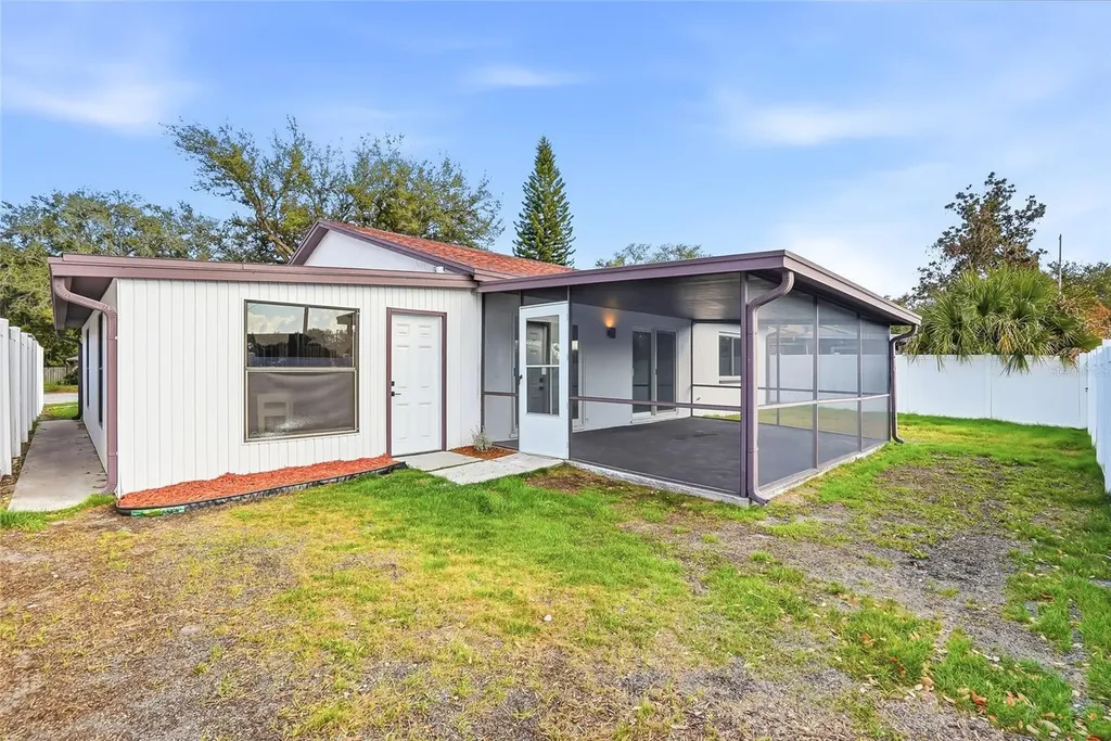 14964 Old Pointe Road Tampa FL 33613