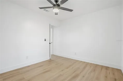 14964 Old Pointe Road Tampa FL 33613