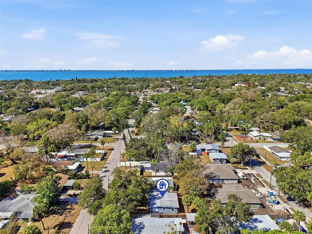 1137 40th Street Sarasota FL 34234