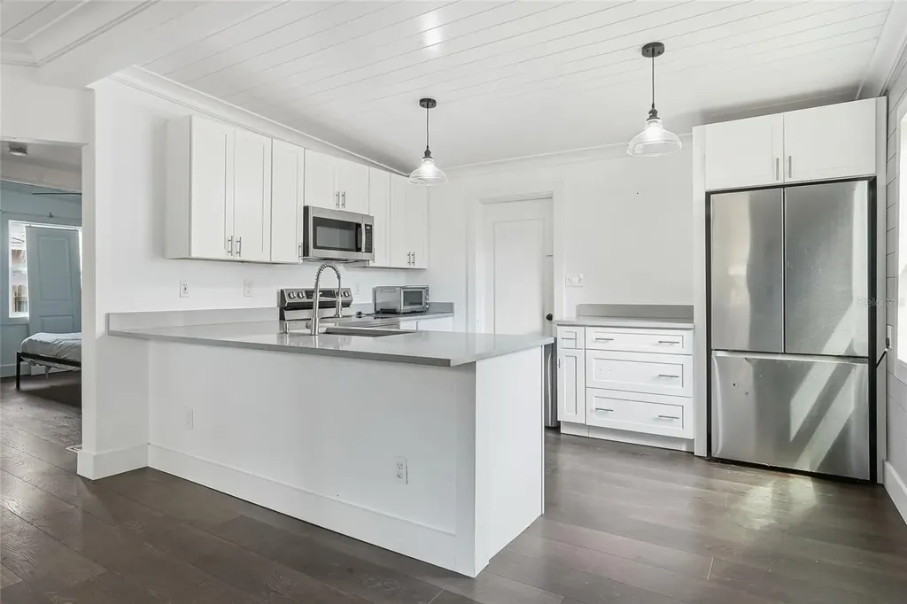 1137 40th Street Sarasota FL 34234