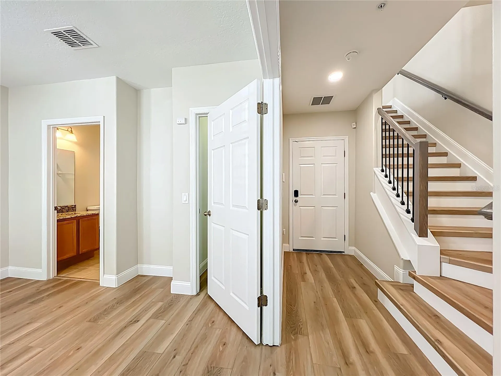 1864 Prospect Avenue Orlando FL 32814