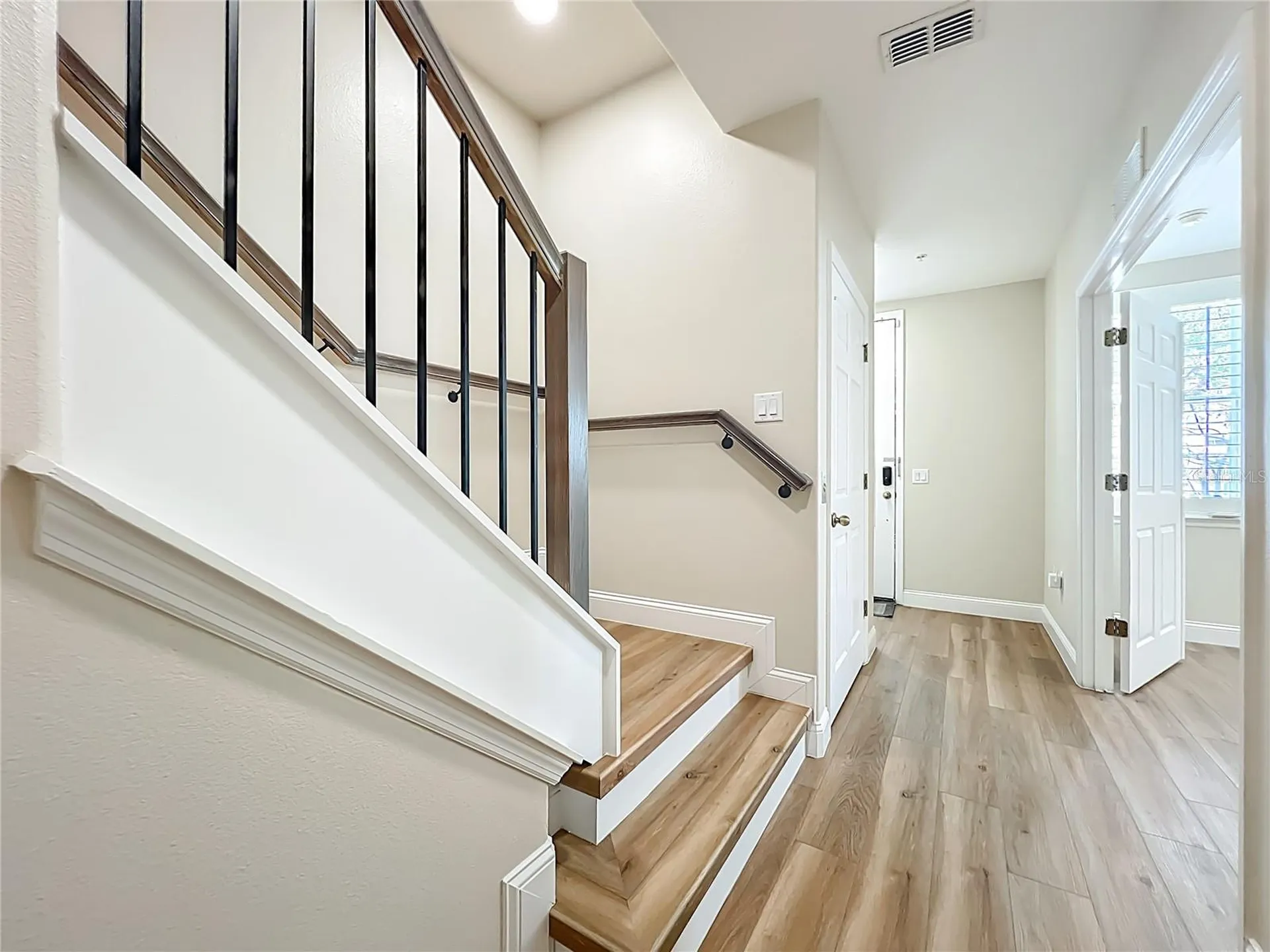1864 Prospect Avenue Orlando FL 32814