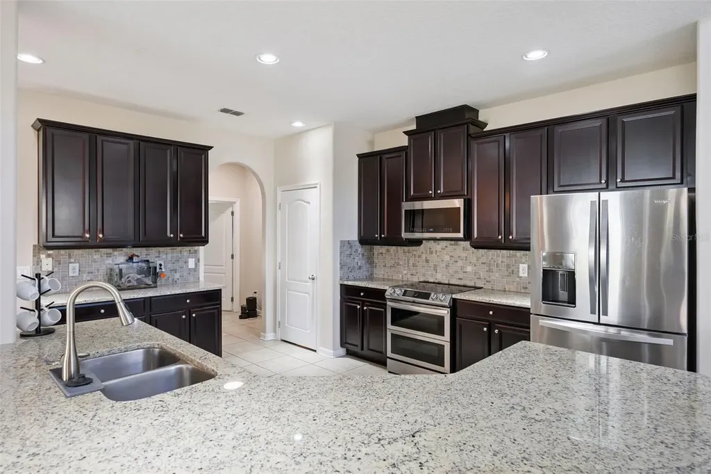 1501 Prairie Oaks Drive St Cloud FL 34771