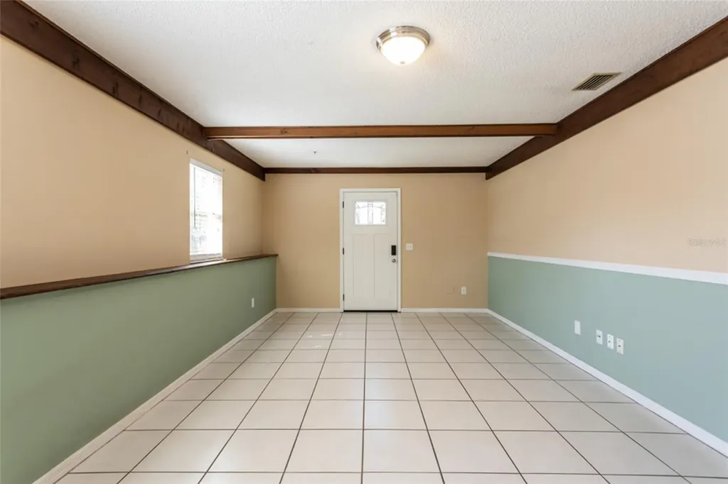 1 Ryding Lane Palm Coast FL 32164