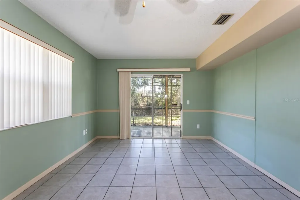 1 Ryding Lane Palm Coast FL 32164