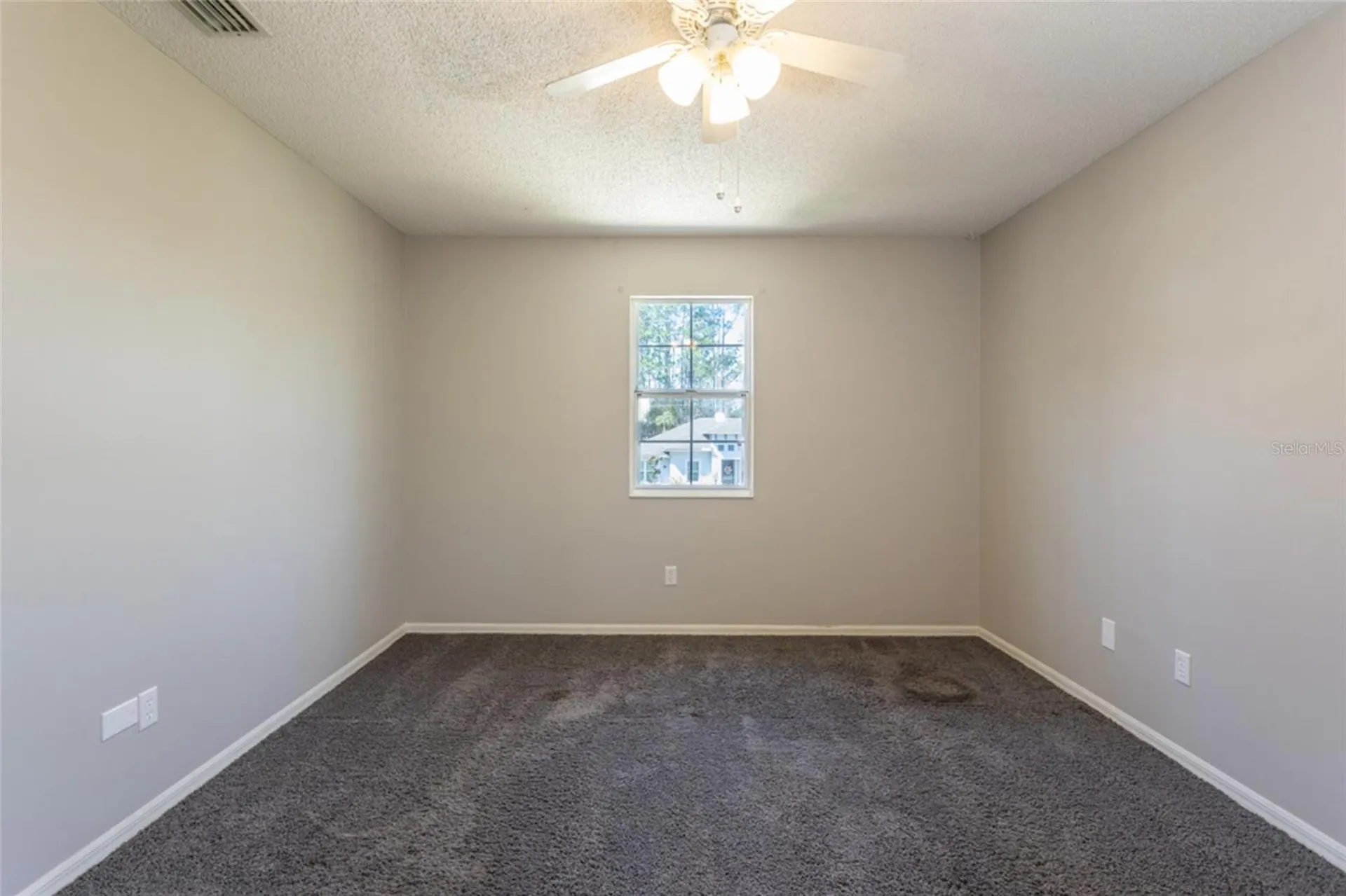 1 Ryding Lane Palm Coast FL 32164