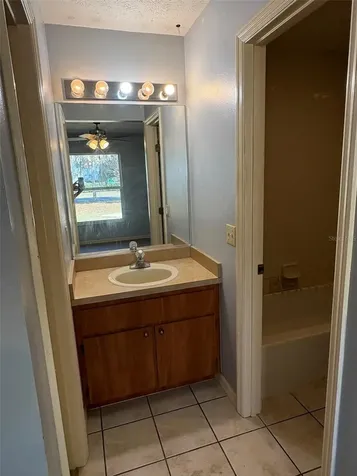 2060 NW 42nd Street Ocala FL 34475