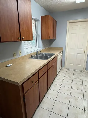 2060 NW 42nd Street Ocala FL 34475