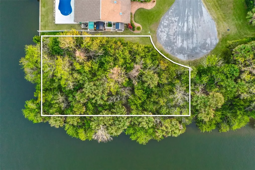 44 Cloverdale Court N Palm Coast FL 32137