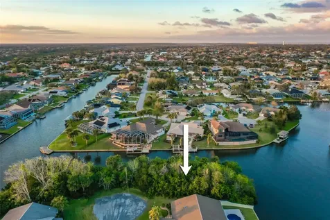 44 Cloverdale Court N Palm Coast FL 32137