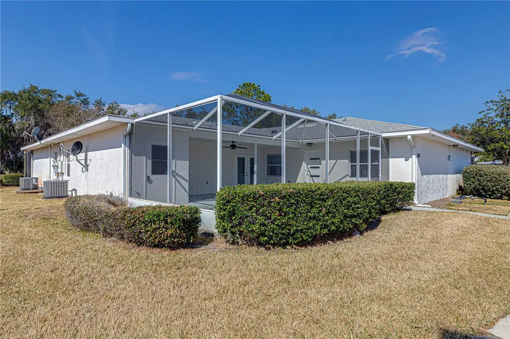 1041 Willow Drive Leesburg FL 34748