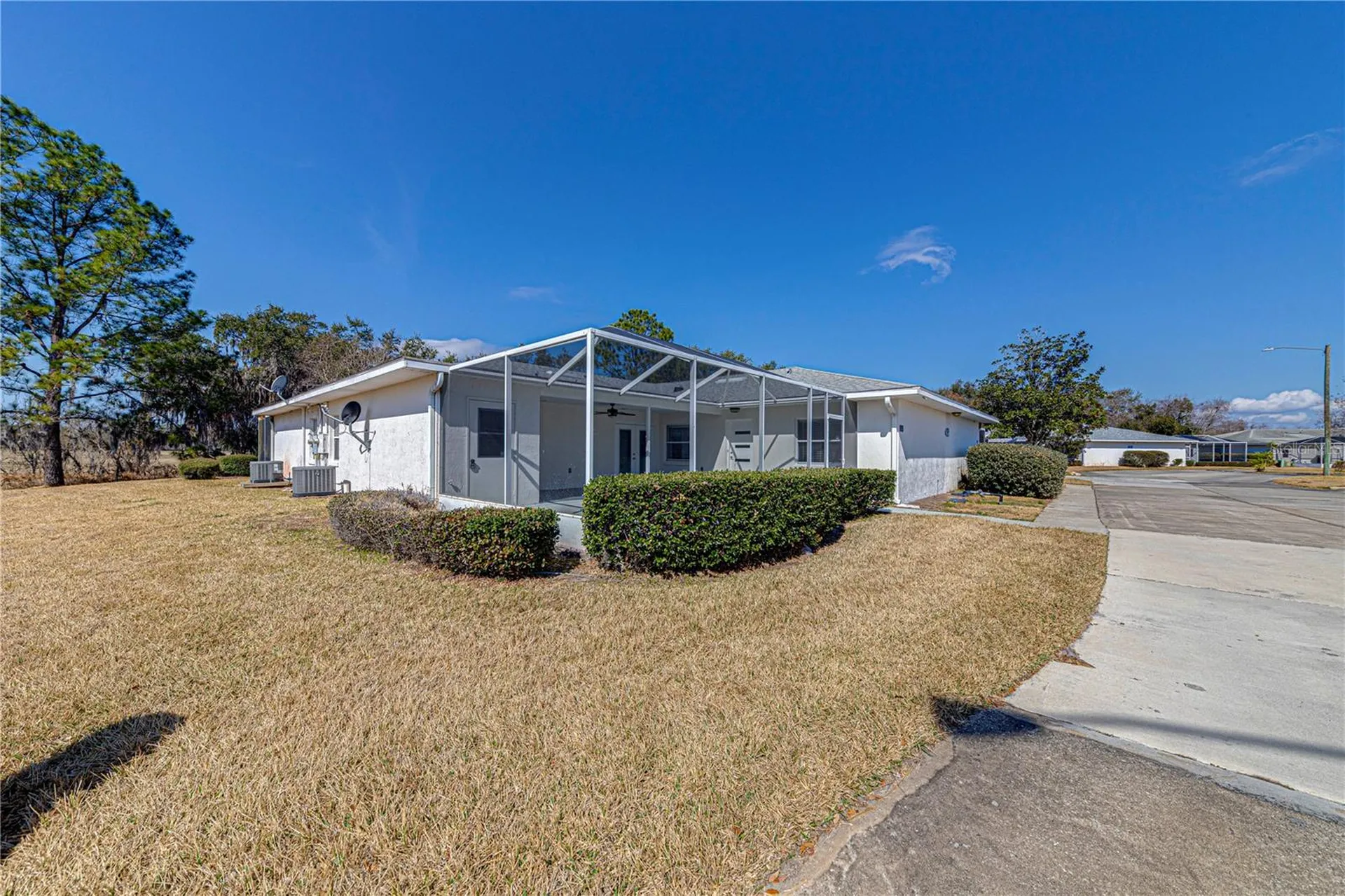 1041 Willow Drive Leesburg FL 34748