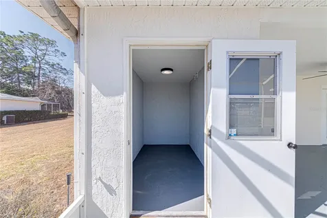 1041 Willow Drive Leesburg FL 34748
