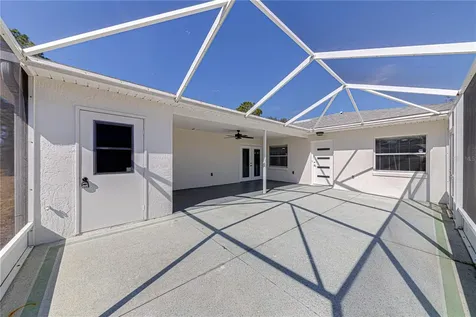 1041 Willow Drive Leesburg FL 34748