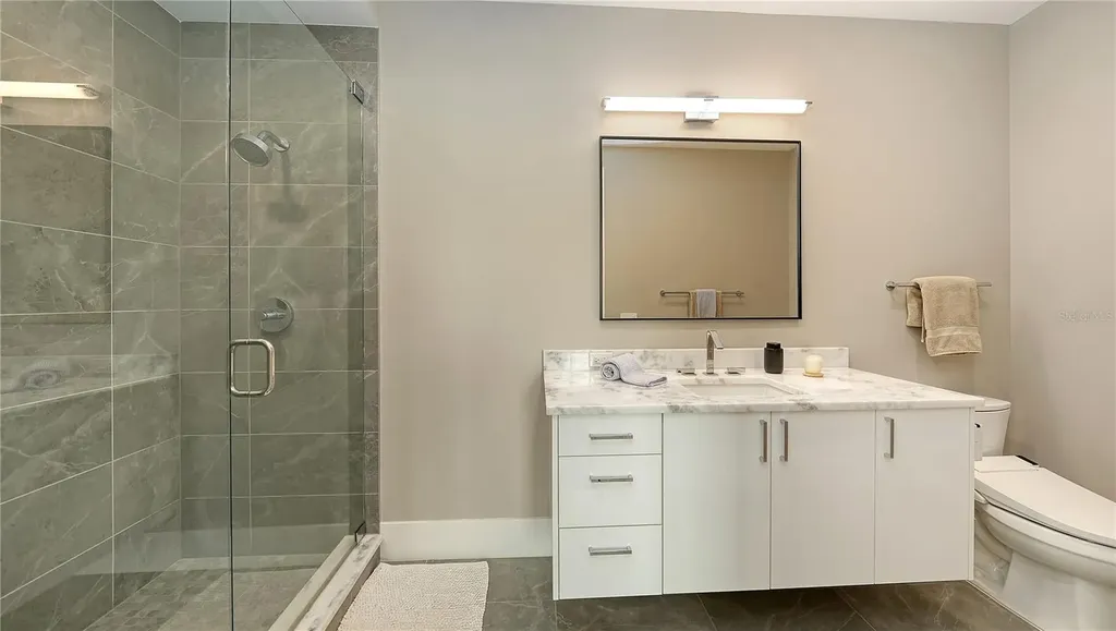 540 N Tamiami Trail Sarasota FL 34236
