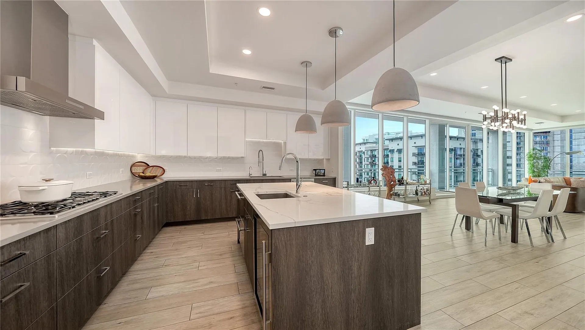 540 N Tamiami Trail Sarasota FL 34236