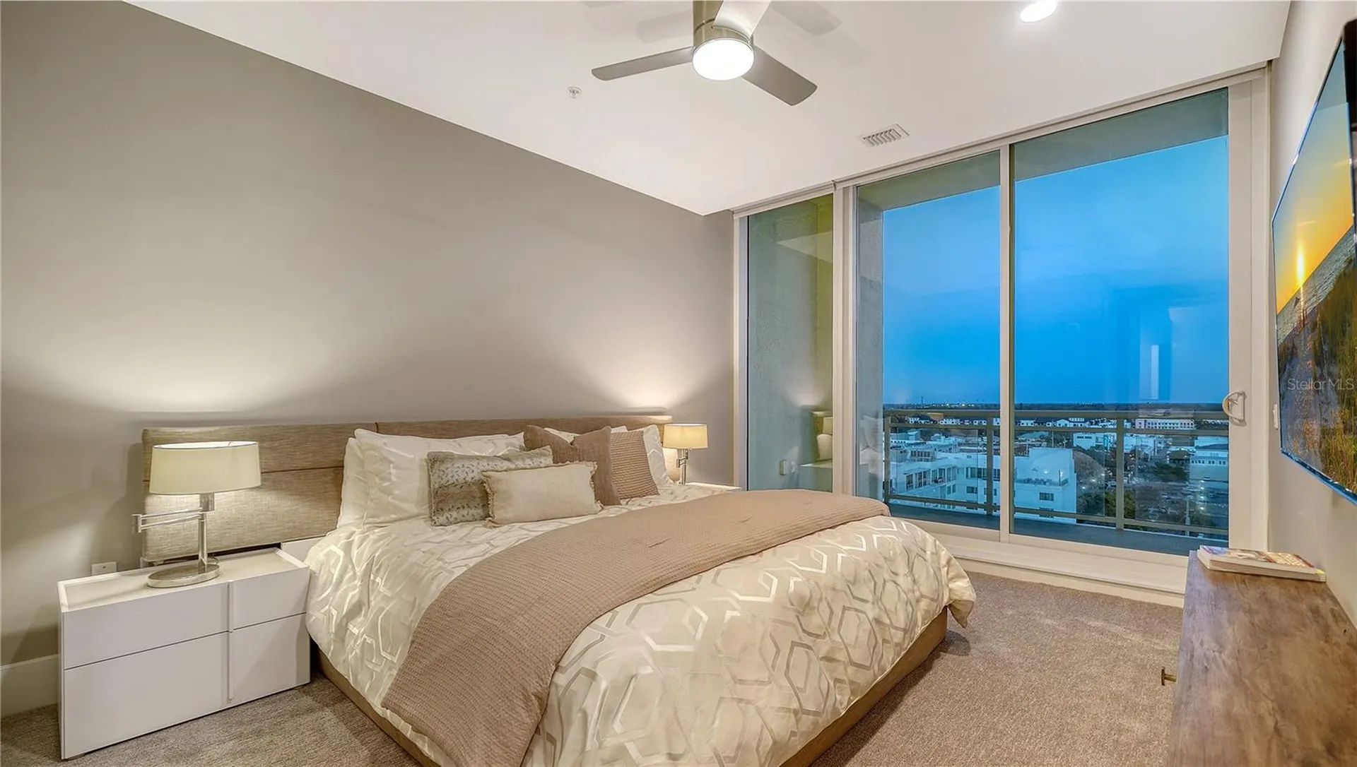 540 N Tamiami Trail Sarasota FL 34236