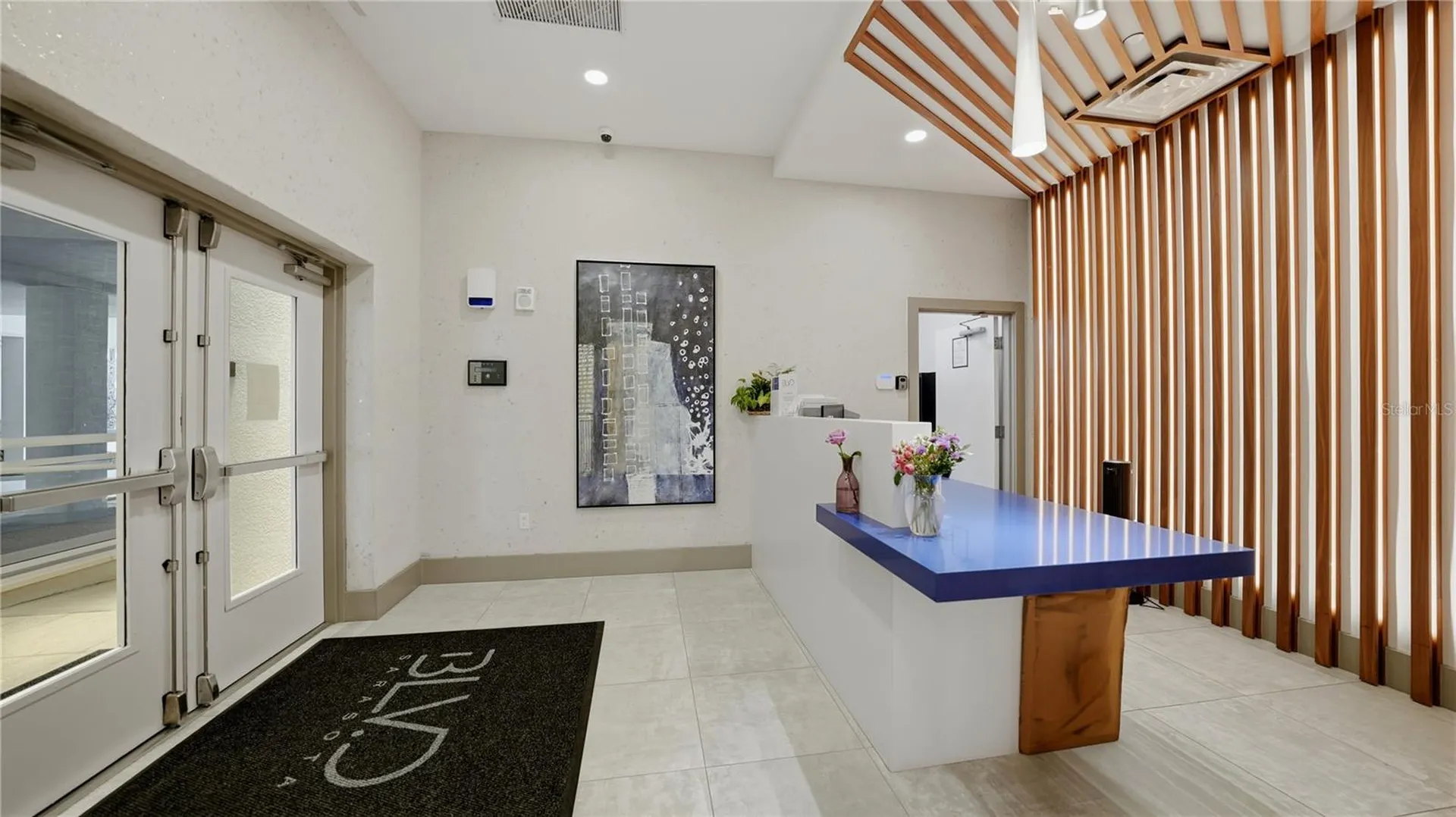 540 N Tamiami Trail Sarasota FL 34236
