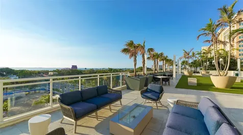540 N Tamiami Trail Sarasota FL 34236