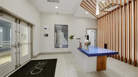 540 N Tamiami Trail Sarasota FL 34236